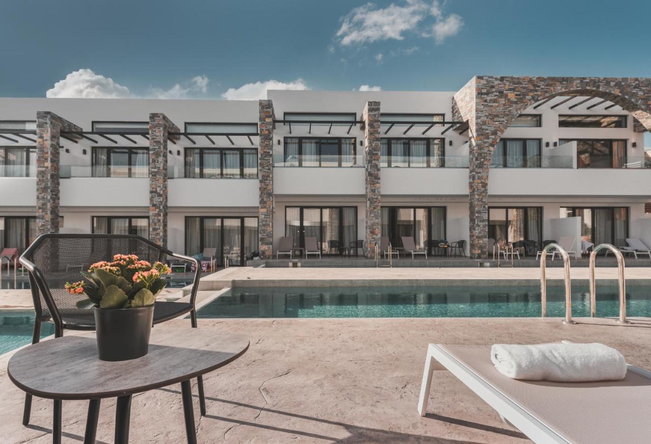 Hotel Cavo Di Kalamákion